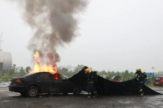Suntex Electric Vehicle Fire Blanket Thermal Resistance Of 550C/1000C