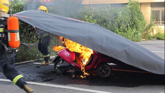 High  Duablity Suntex EV Car Fire Blankets  Efficient On EVs Or LI Fires