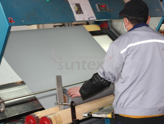 Manufacturer High Temperature Colored Silicone Coated Industrial Fiberglass Fabric Reinforced Glass Fiber